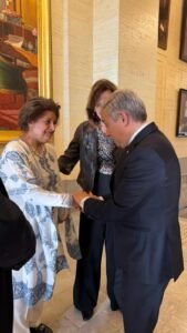 The Finance Minister came to meet Nigar Nazar after 40 years Anniversary ceremony